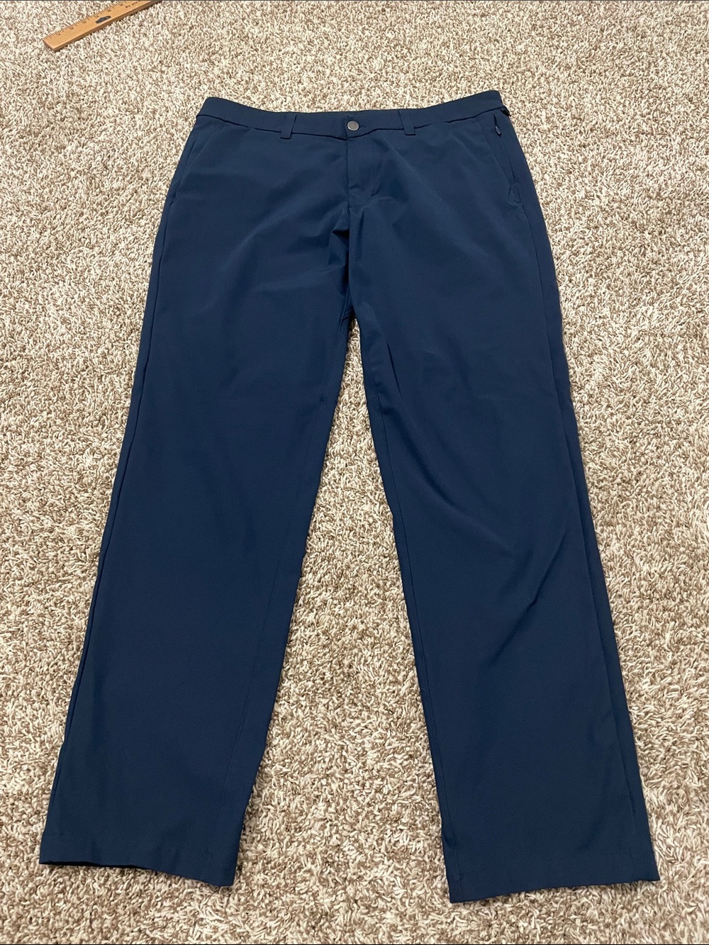 lululemon athletica Men's Navy Straight-Leg Performance ABC pants. 36x30